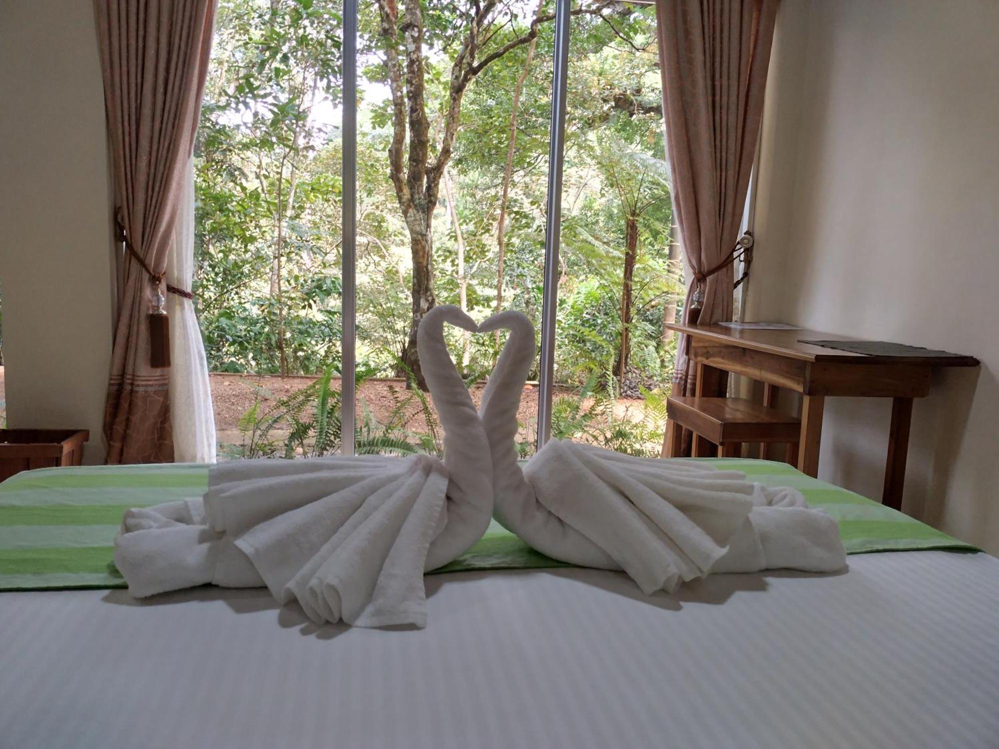 Sinharaja Kurulu Ella Eco Resort Деніяя Екстер'єр фото